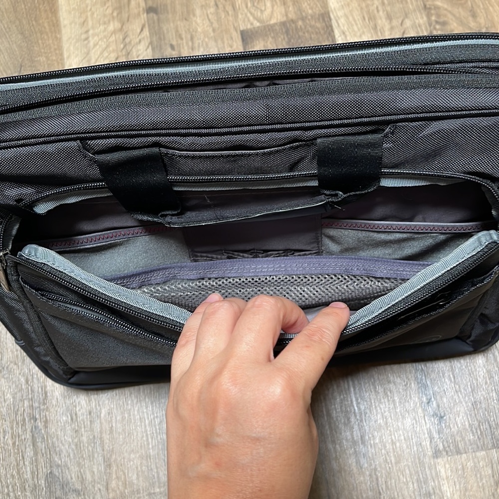 Dell Laptop Briefcase View 2